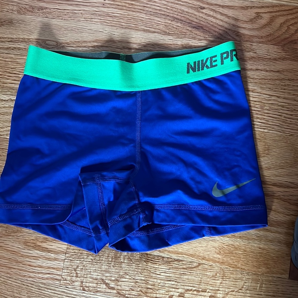 Nike dri-fit spandex